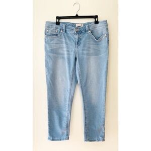 Seven7 Light Wash Mid Rise Skinny Jeans – Size 12 | Classic Stretch Denim